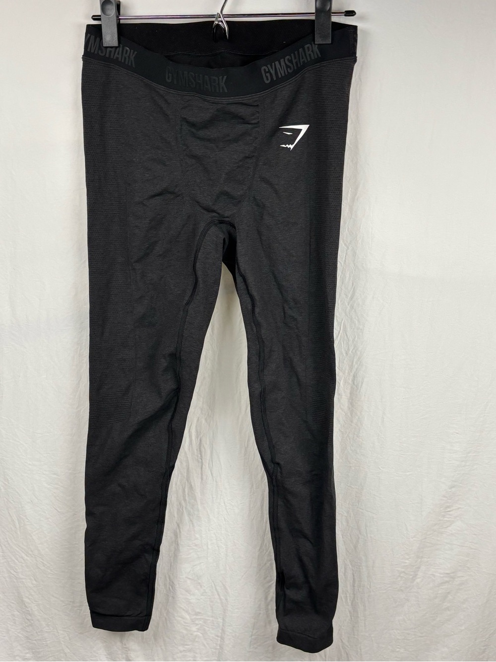 Gymshark women’s Large seamless Black Logo Performance Leggings